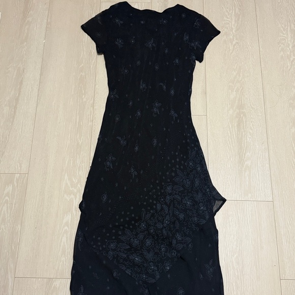 CDC Vintage Black Short Sleeve Dress Subtle Floral Blue Patterns And Rhinestones - Picture 8 of 8